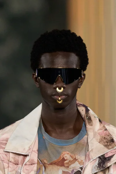 Look 115